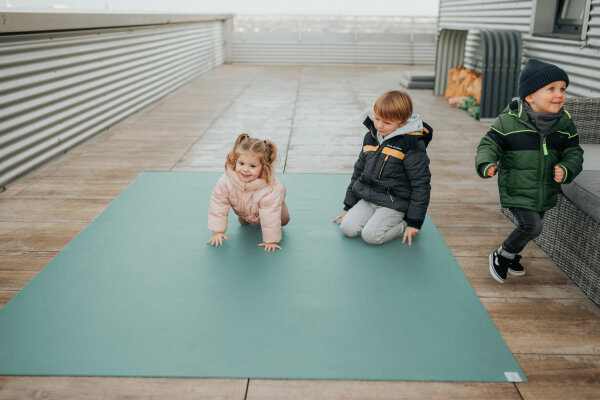 Sanosoft Krabbelmatte Outdoor Sanosoft - Made in Germany - Öko-Tex 100 - Petrol 240x240 cm